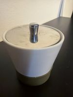 Dose mit Metalldeckel weiss olivgrün guter Zustand