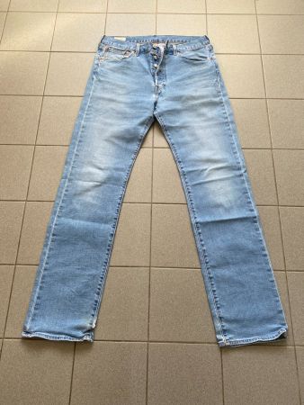 Levis 501 Jeanshose / W33 x L34 / Blau / Guter Zustand!