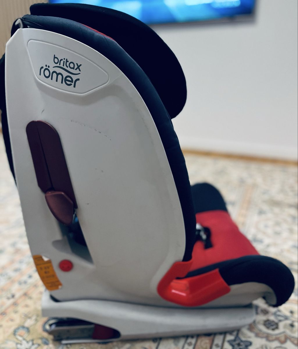 Britax Römer Auto-Kindersitze: Römer Auto Kindersitz  – Gebraucht aus Zürich von Bidon3011 4