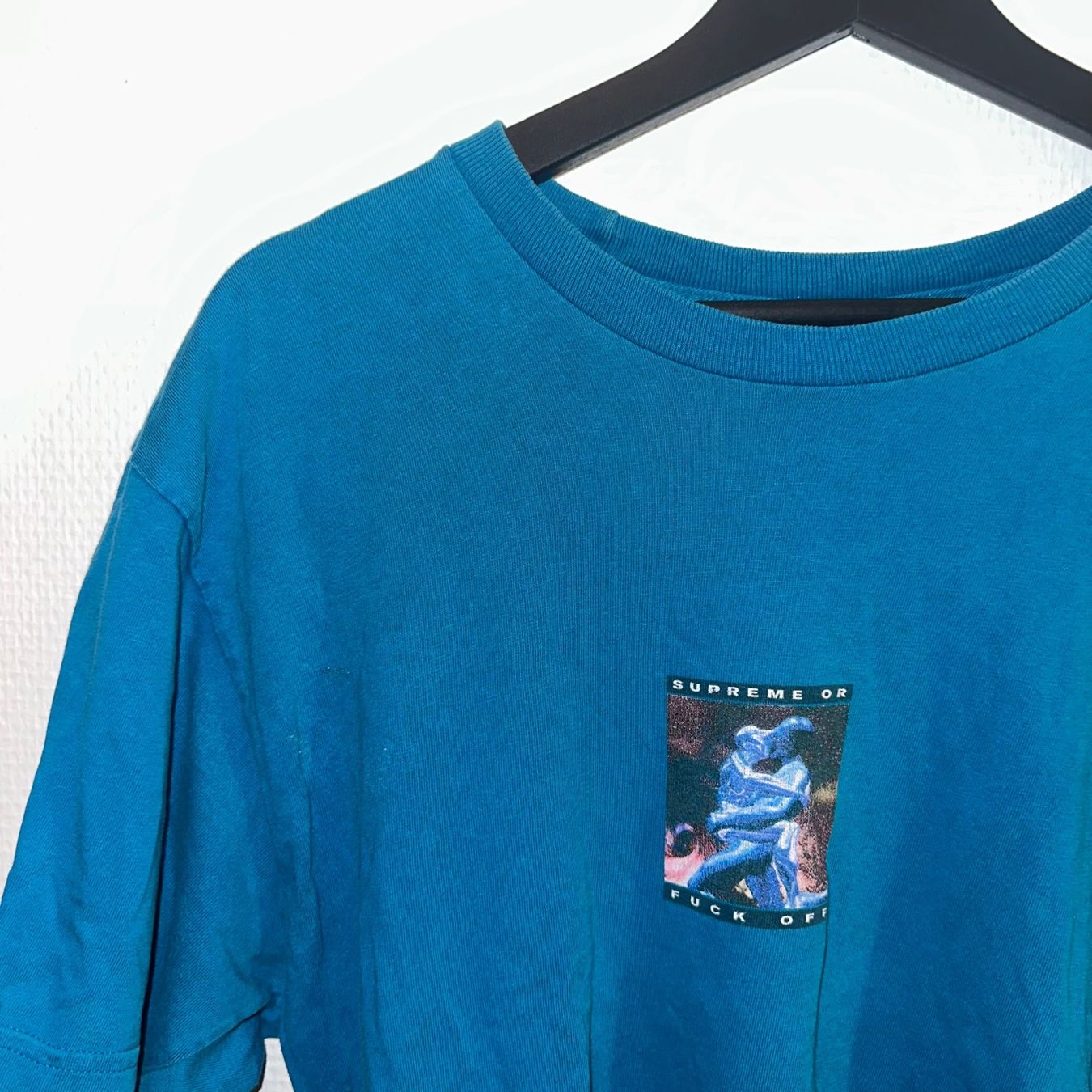 Supreme T-shirt: Supreme Tee Blue – Nuovo (secondo la descrizione) da Bern venduto da gia_jqj7 1