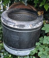 Alte Waschmaschinentrommel als Pflanzgefäss – Dekoobjekt