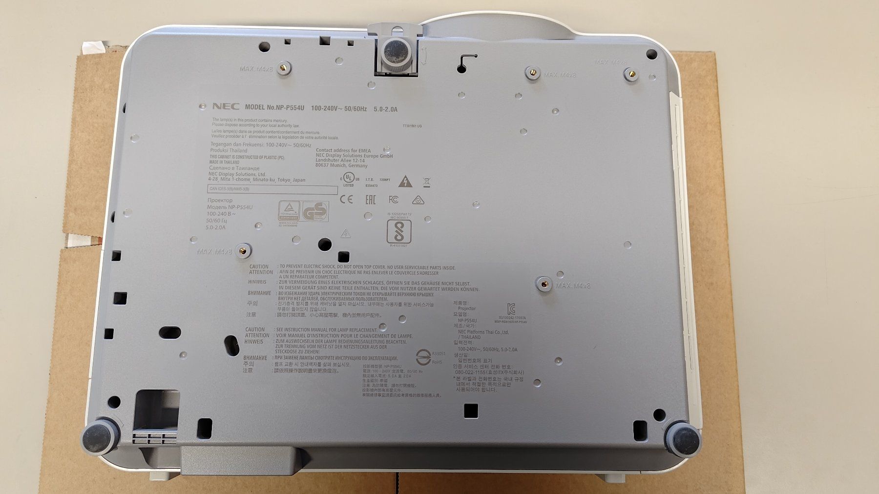 Nec Proiettori: Beamer NEC NP-P554U – Usato da Unterägeri venduto da sumatronic 4