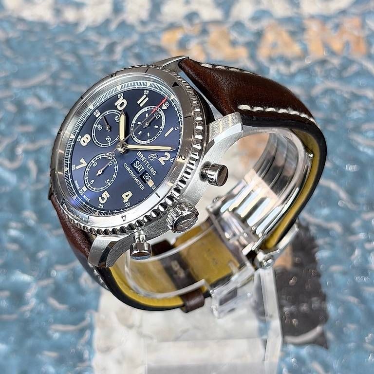 Orologi: Breitling Aviator 8 Chrono A13316 – Usato da Genève venduto da minty.watches 1