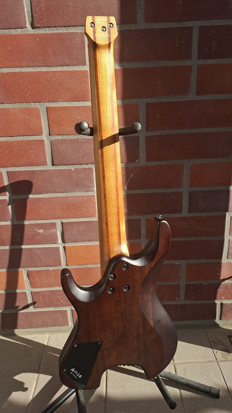 Ibanez Musikinstrumente: Ibanez headless 7 - QX527PB – Gebraucht aus Chavannes-Renens von Zangdard 1