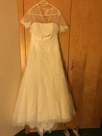 Brautkleid Hochzeitskleid mit Spitze Grösse 36 / 38