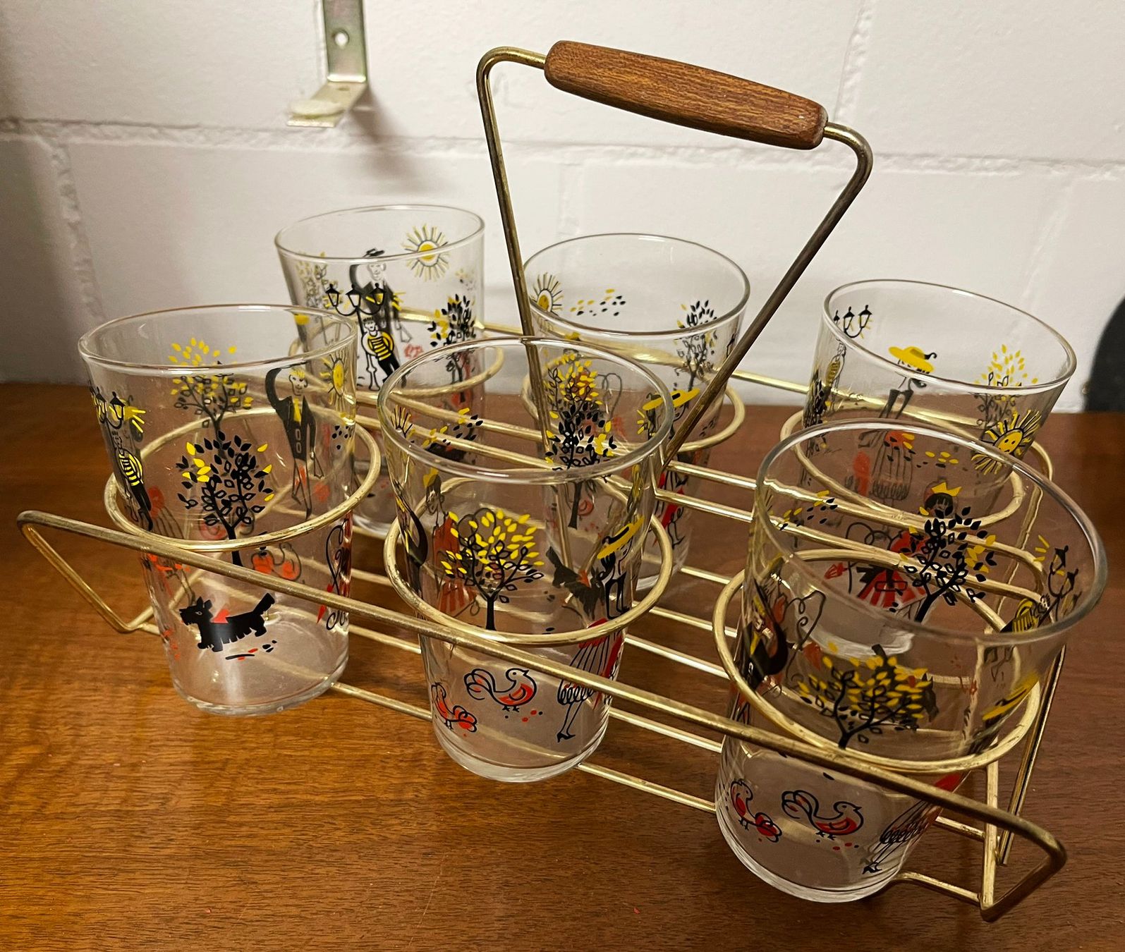 Bicchieri: Designklassiker: MID CENTURY GLÄSERSET – Usato da Frenkendorf venduto da Yard-Sale-2000 1
