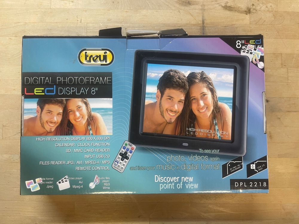 Trevi DPL 2218 Cornice Digitale Digital Photoframe LED 8, SD, MMC