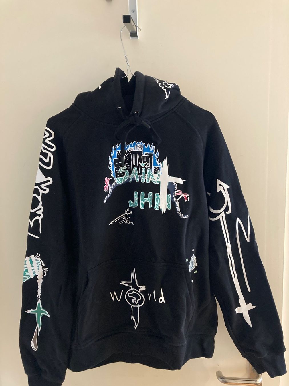 Pullover & Sweatshirts: Saint Jhn Hoodie Black – Neu (gemäss Beschreibung) aus Flawil von bridge28 1