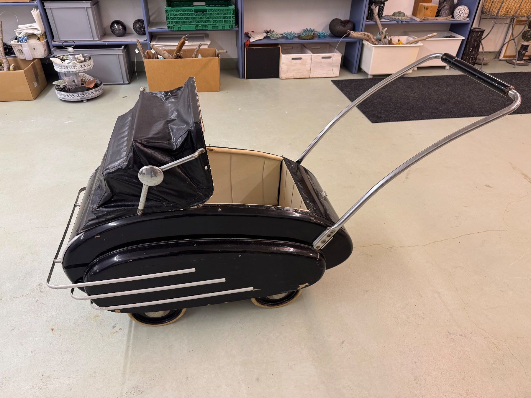 Carrozzine: Antiker Kinderwagen – Usato da Aeschi SO venduto da broschi56