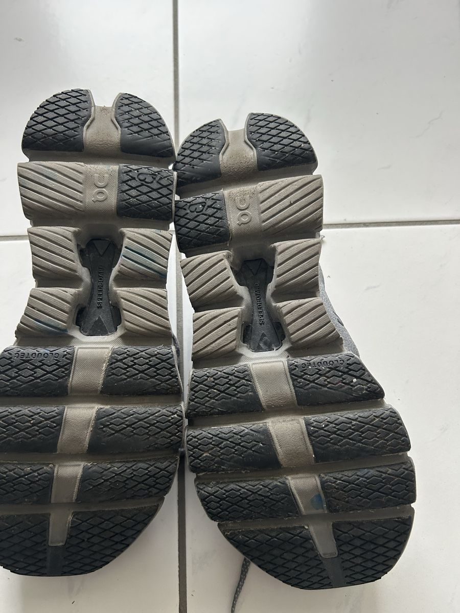 On Herrenschuhe: On Schuhe – Neu (gemäss Beschreibung) aus Riniken von seli_98 2