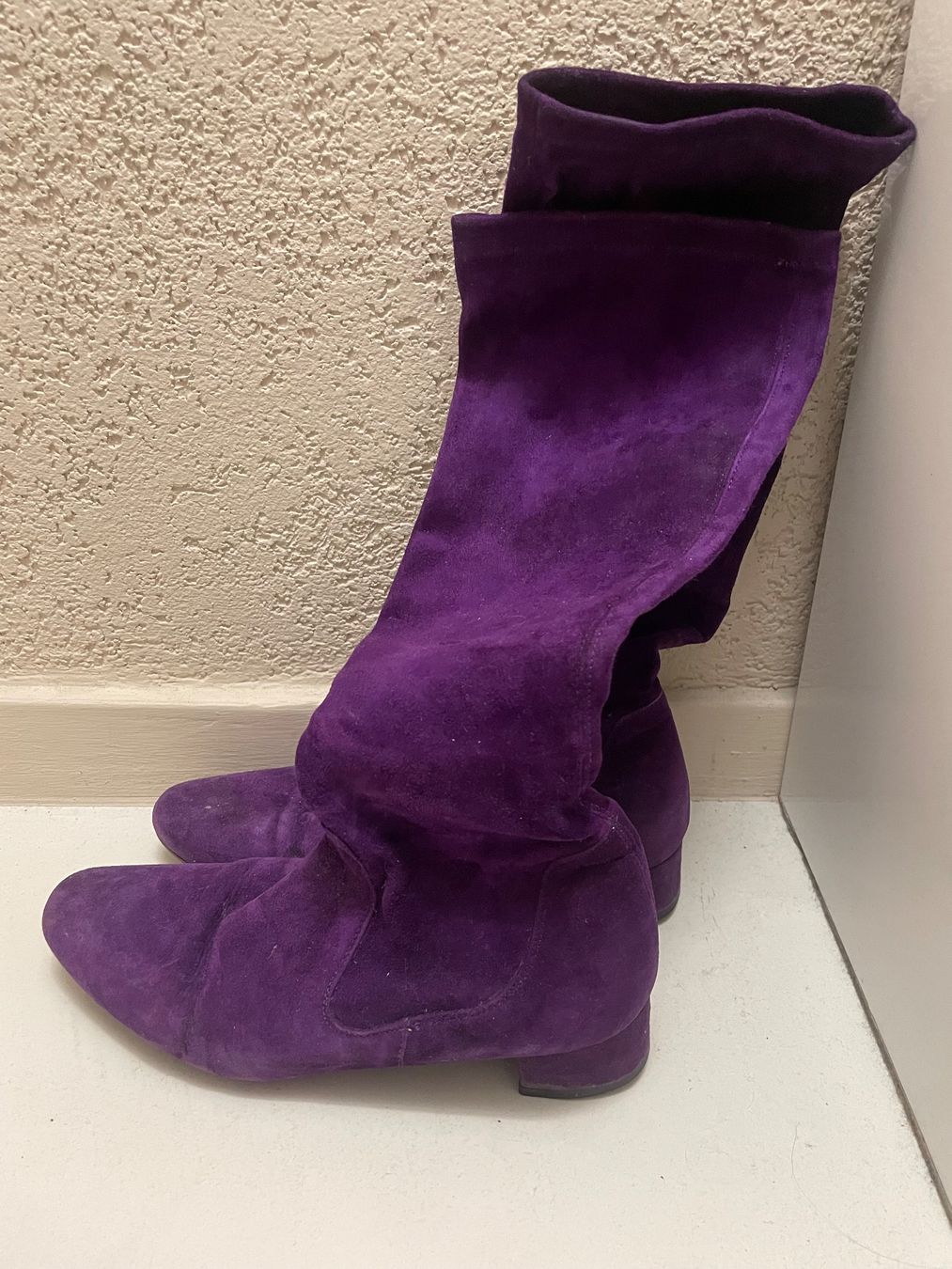 Damenschuhe: Stiefel 40 Purple – Gebraucht aus Minusio von Pink222
