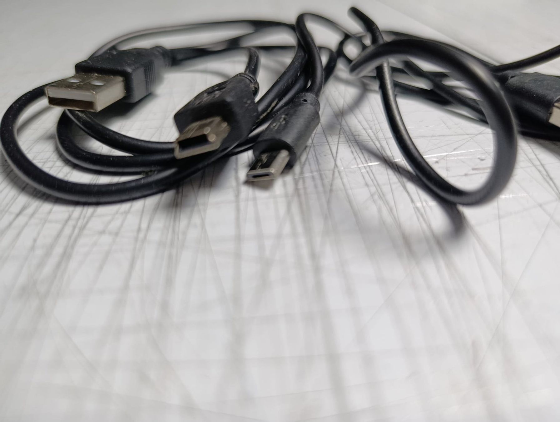 Caricabatterie: 3 USB Ladegeräte mit Micro-USB Kabel – Usato da Chur venduto da slim777 2