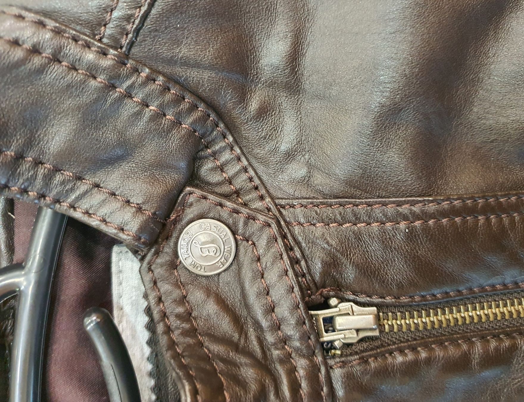 Tom Tailor Giacche: Wunderschöne braune Lederjacke von Tom Tailor, Grösse L – Usato da Hellsau venduto da Stina1978 6