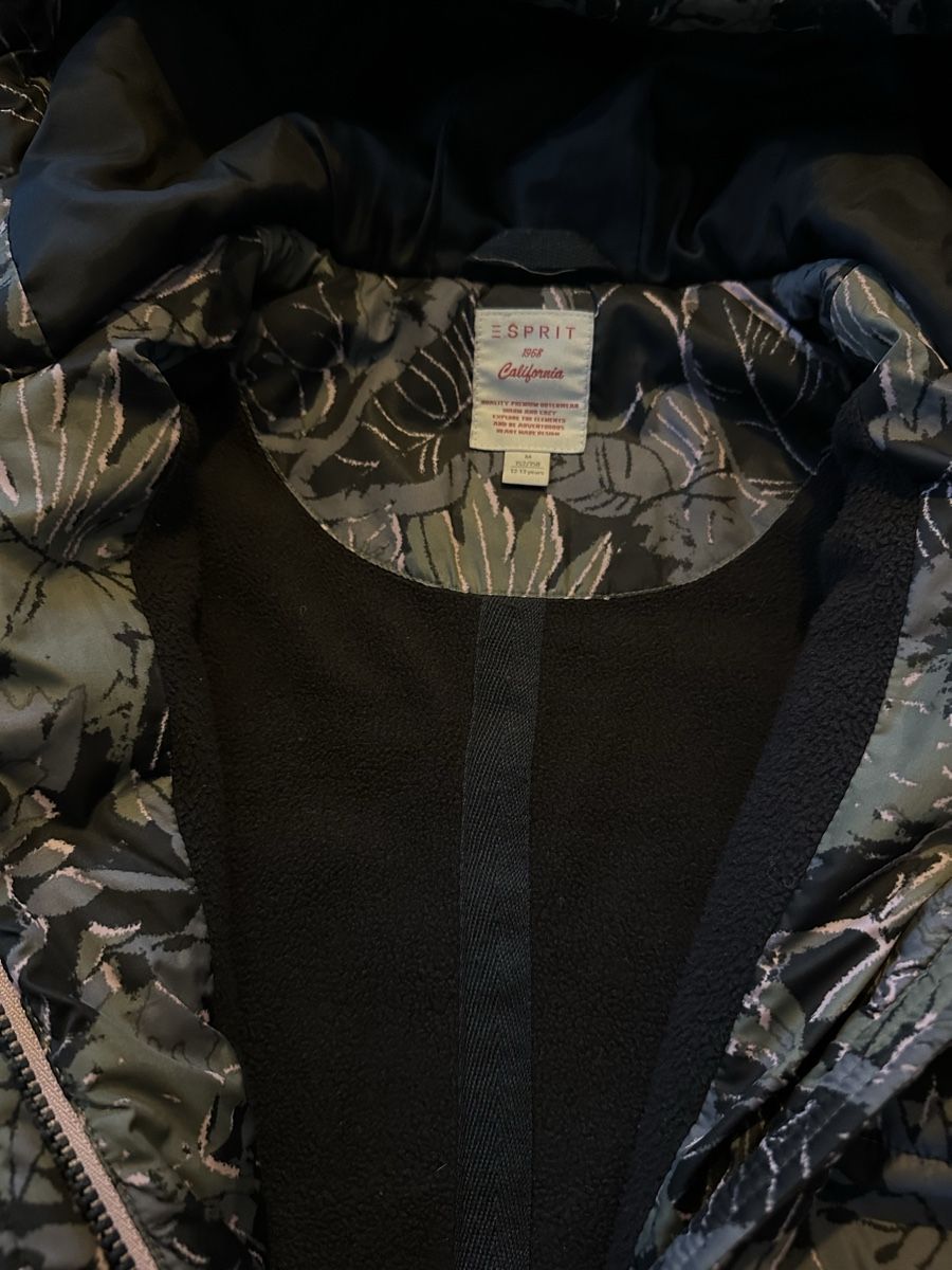 Esprit Jacken & Mäntel: Esprit Mädchen Winterjacke – Neu (gemäss Beschreibung) aus Aarau von lbi_kn9s 6