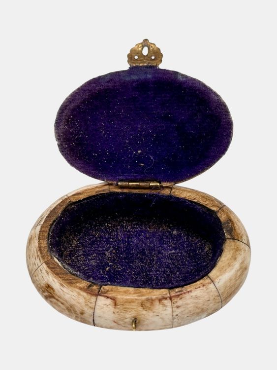 Ancienne Petite Boîte à Bijoux En Os De Chameau – Déco Vintage Unique Et Rare