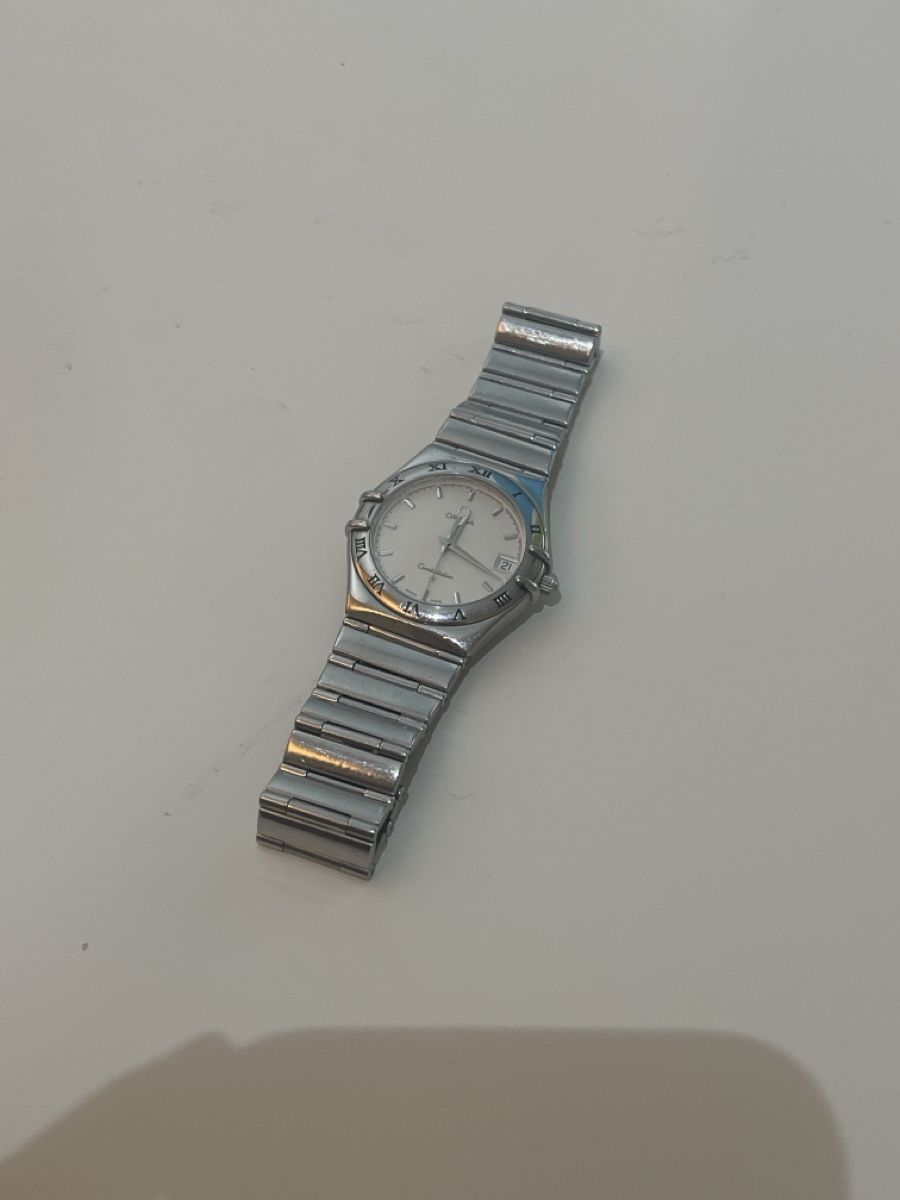 Omega Uhren: Omega Constellation Quartz 35 mm – Classic Elegance – Gebraucht aus Zürich von fer_6stt