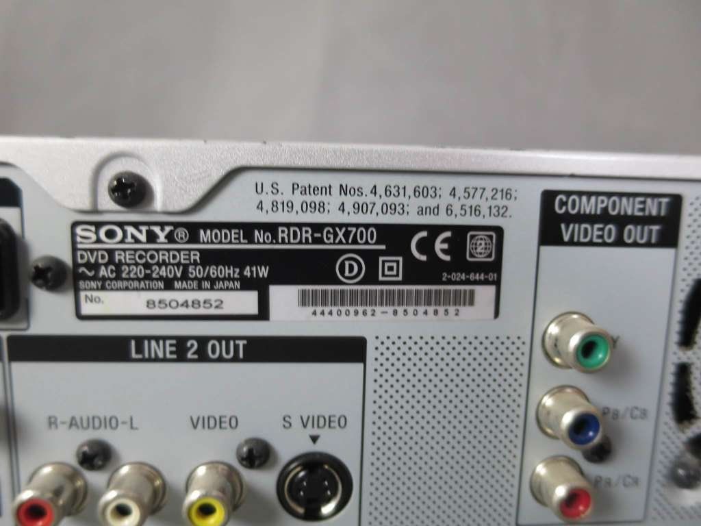 Tutti i DVDs: Sony RDR-GX700 – Difettoso da Zürich venduto da 1.Simon 3