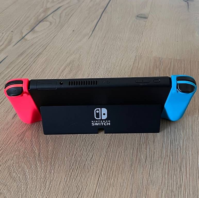 Console: Nintendo Switch OLED – Usato da jona venduto da nixli123 2