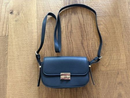 Kleine Handtasche - Farbe Schwarz ***NEU*** 🖤🖤🖤