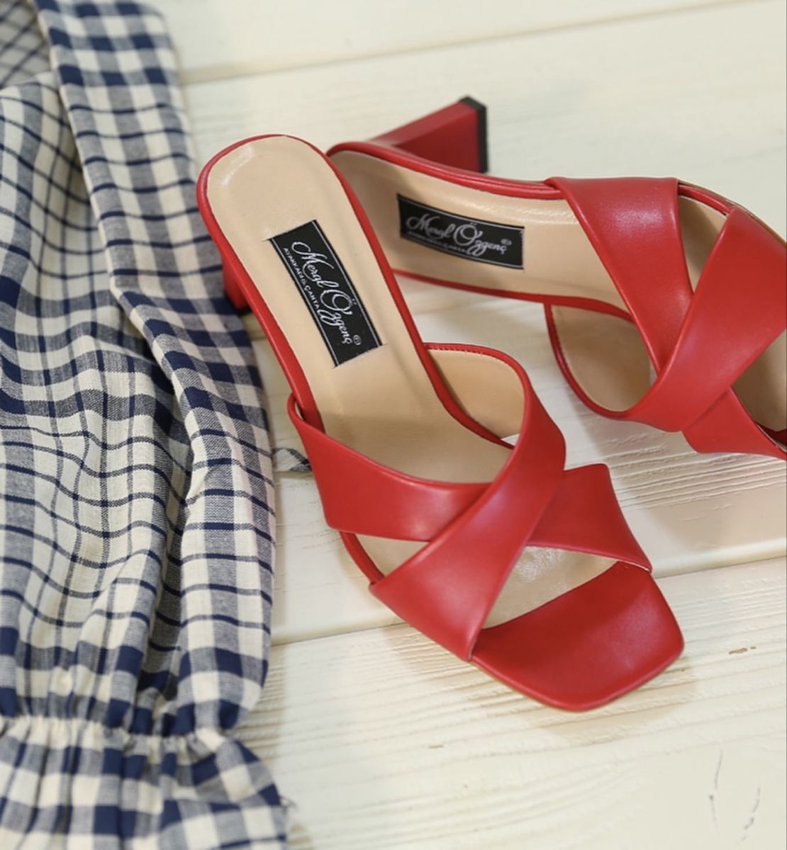 Scarpe da donna: Elegante Pantoletten – Usato da Effretikon venduto da Lunaaa_