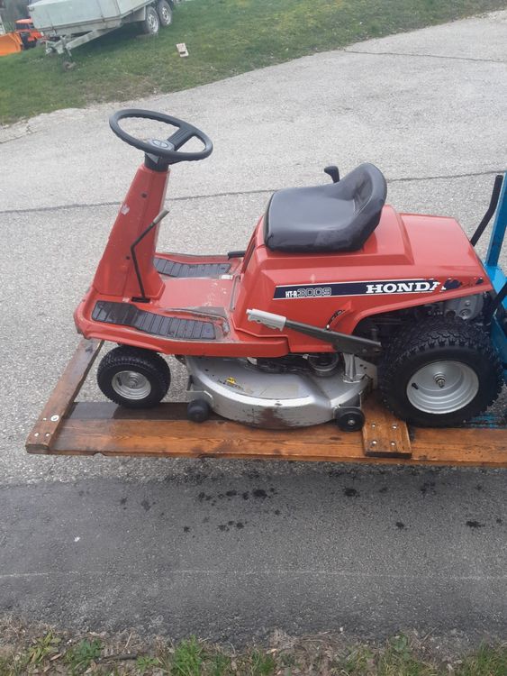 Tracteur, tondeuse, Rasentraktor Honda HTR 3009. (Defekt) in Cuarny für ...