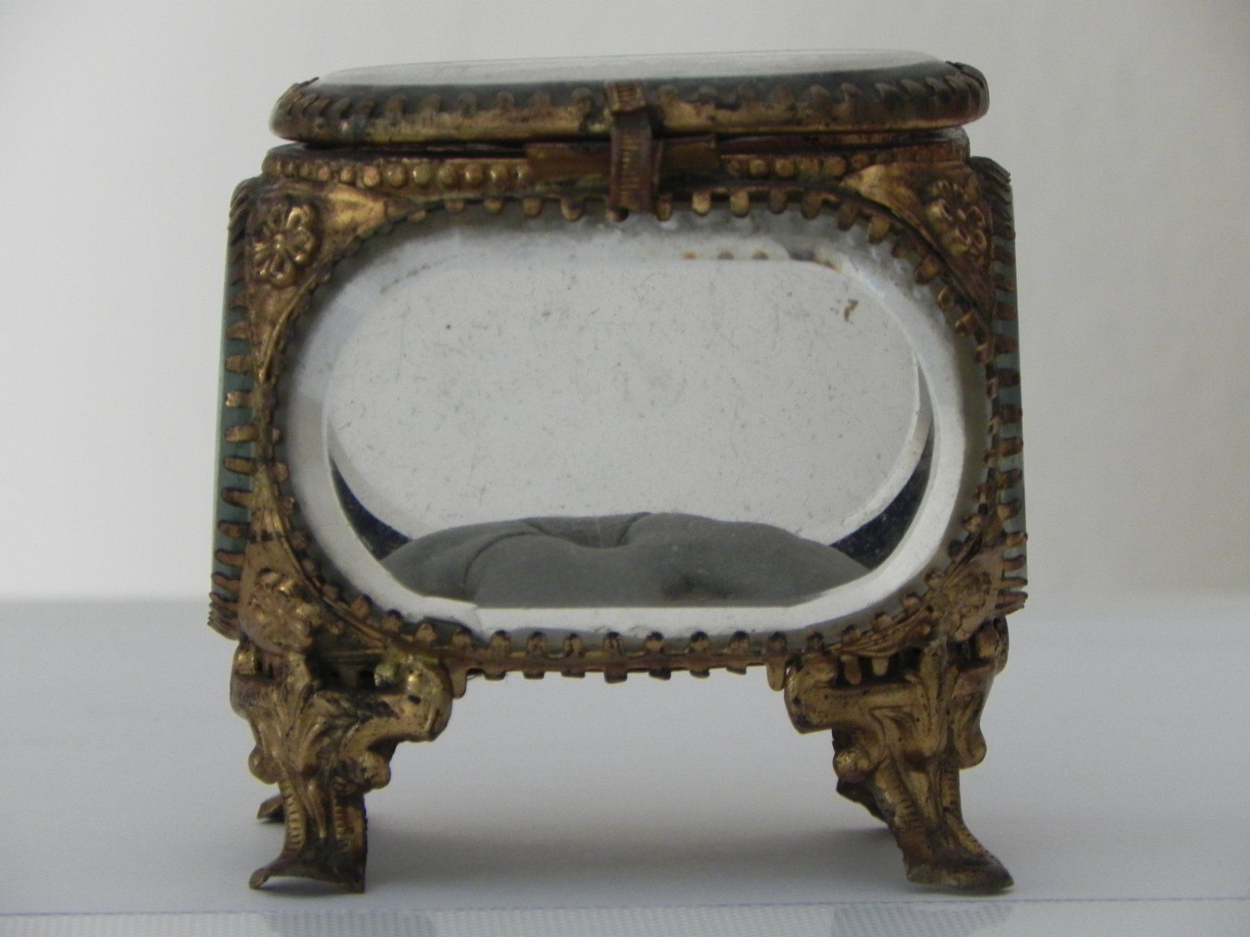 Barattoli: Antike Schmuckdose/Schmuckschatulle Messing / Glas – Usato da Minusio venduto da Lory64 8