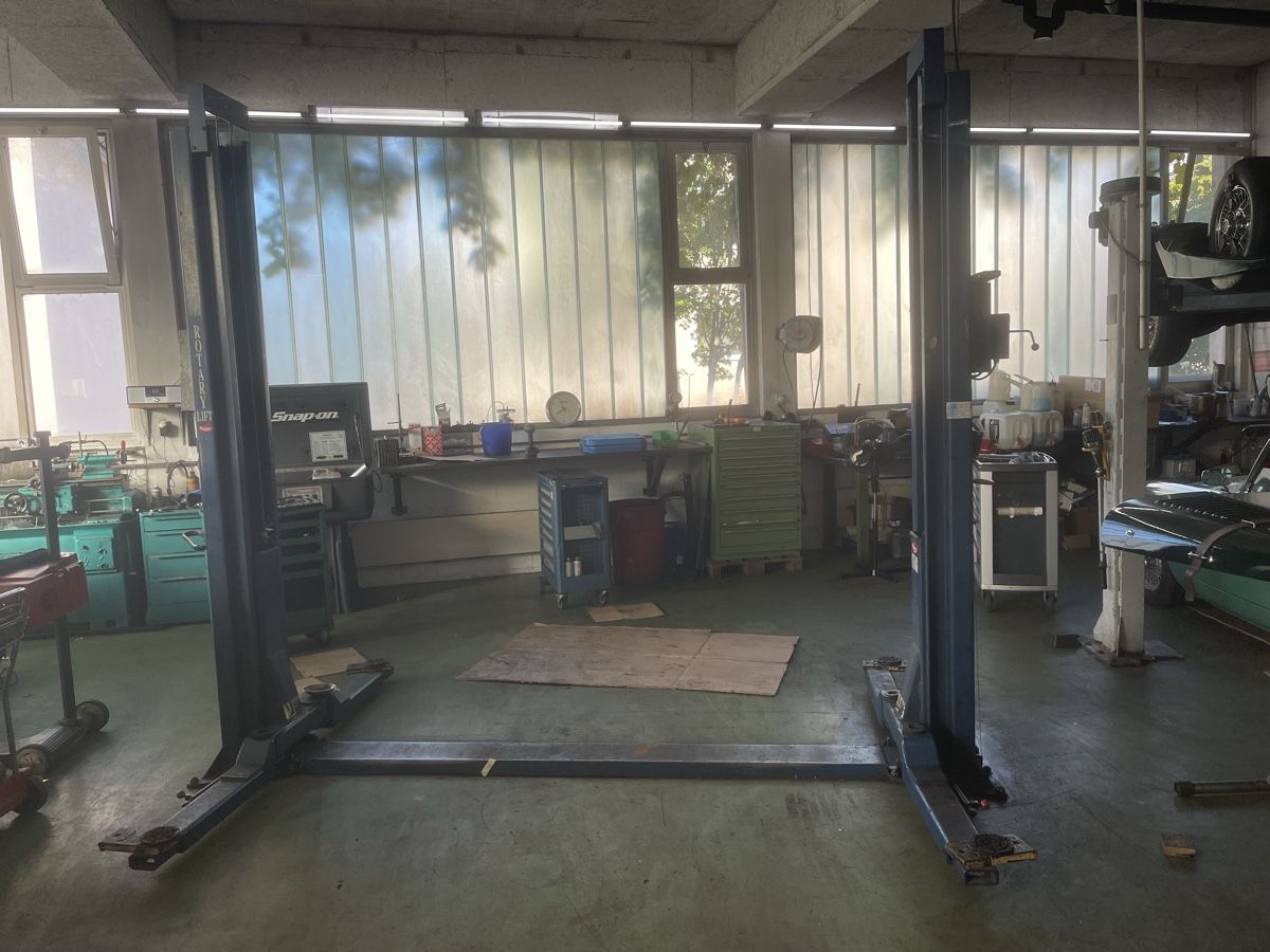 Piattaforme elevatrici & Crick: Autolift  – Usato da Döttingen venduto da beatzz