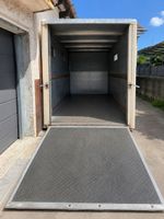 Lager Container oder für Tiere mit Fenster und Rampe