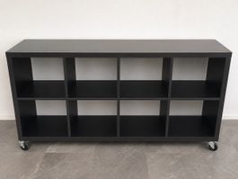 IKEA KALLAX Regal schwarzbraun mit Rollen – guter Zustand