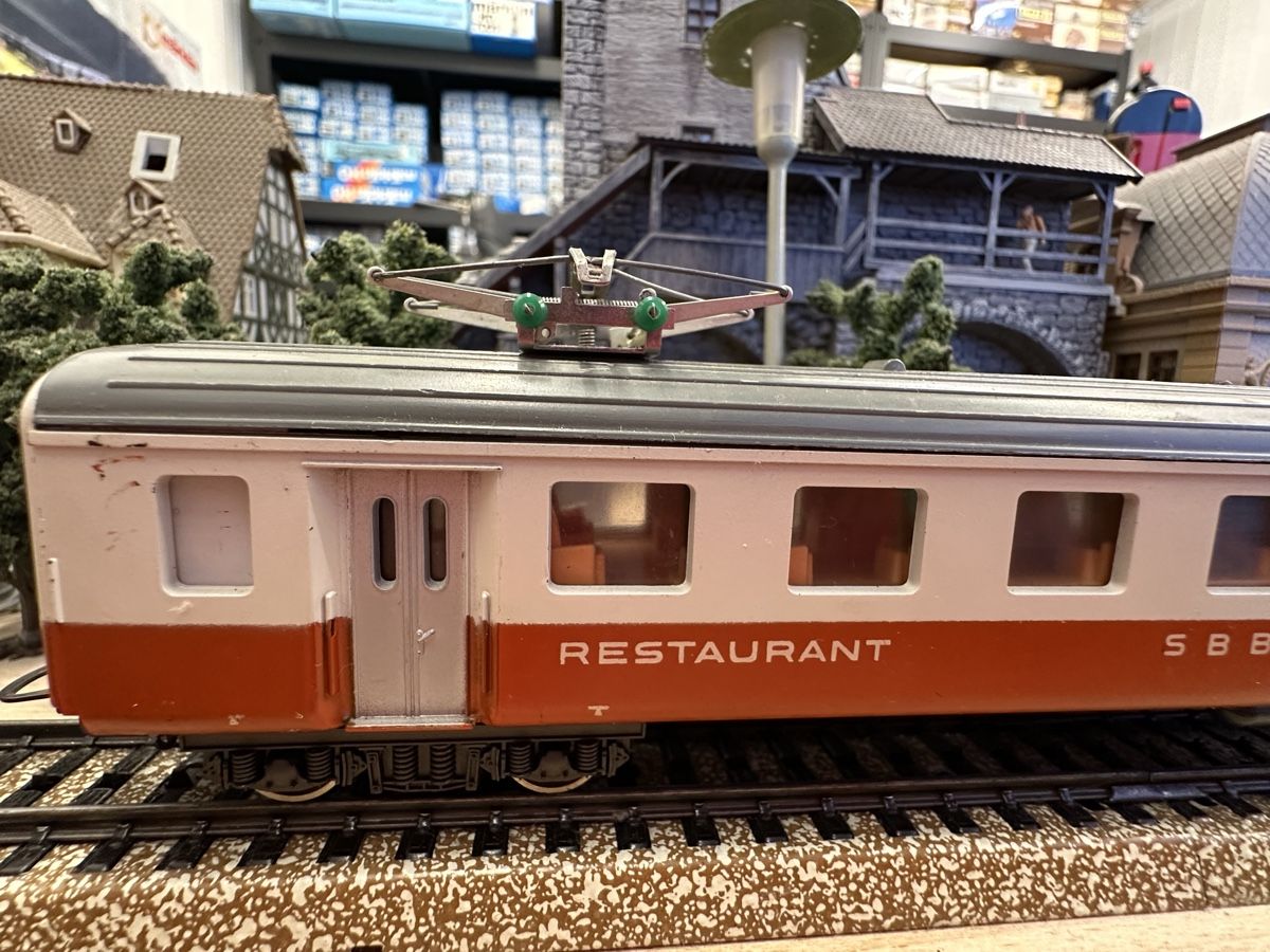 Lima Trains électriques: Lima SBB Swiss Express – D'occasion à Lupsingen par New-Haven 1