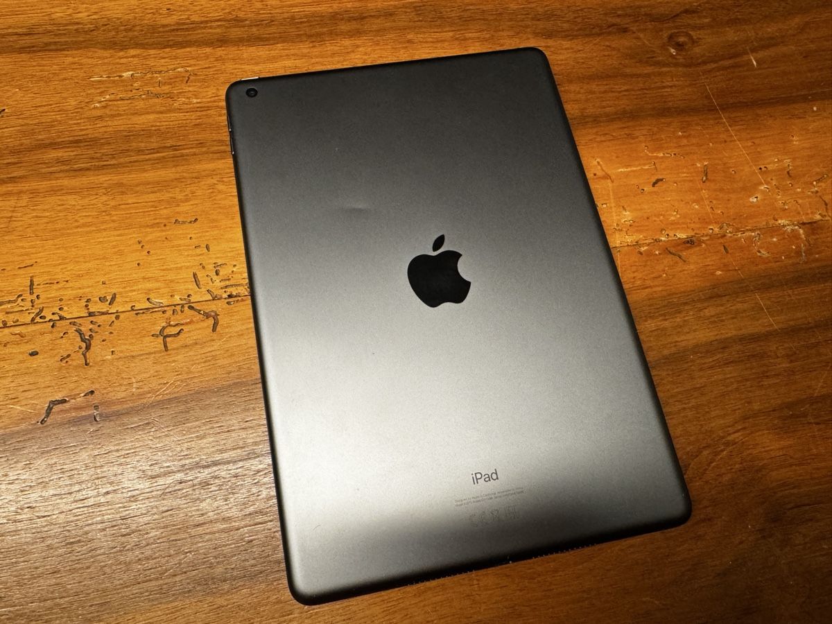 Apple Tablet PC: Apple iPad 8 Gen. 32GB – Usato da Glattfelden venduto da Dani_Tanner 3