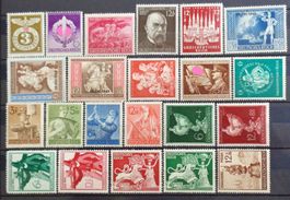 DEUTSCHES REICH: Ein Lot Postfrische ** aus 1942–1945
