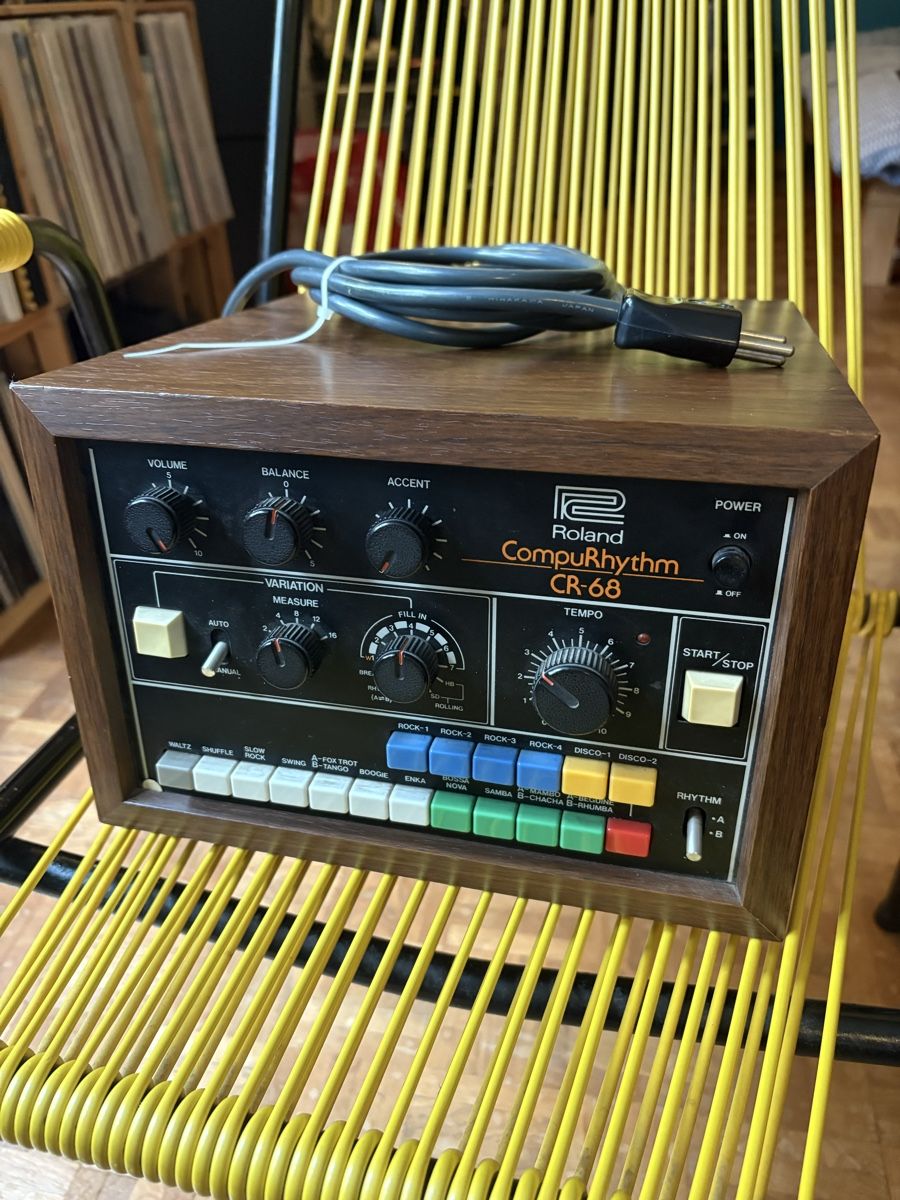 Roland Musikinstrumente: Roland CompuRythm CR-68 – Gebraucht aus Biel/Bienne von dozon11