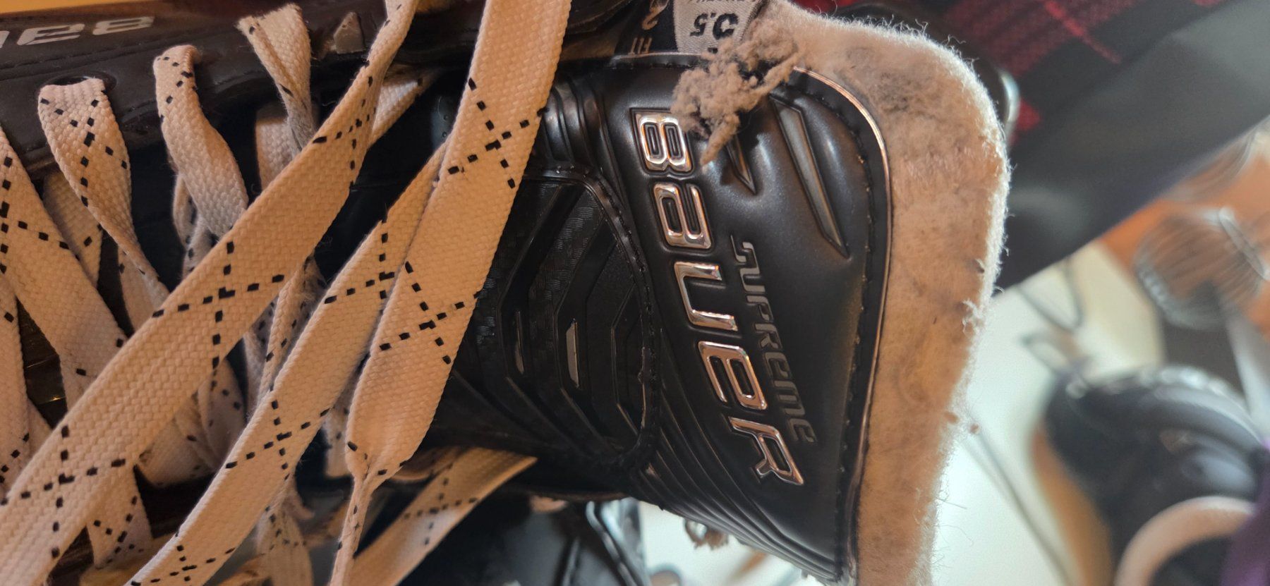 Bauer Pattini da ghiaccio: Schlittschuh Bauer Supreme – Usato da Einsiedeln venduto da Emausi 3