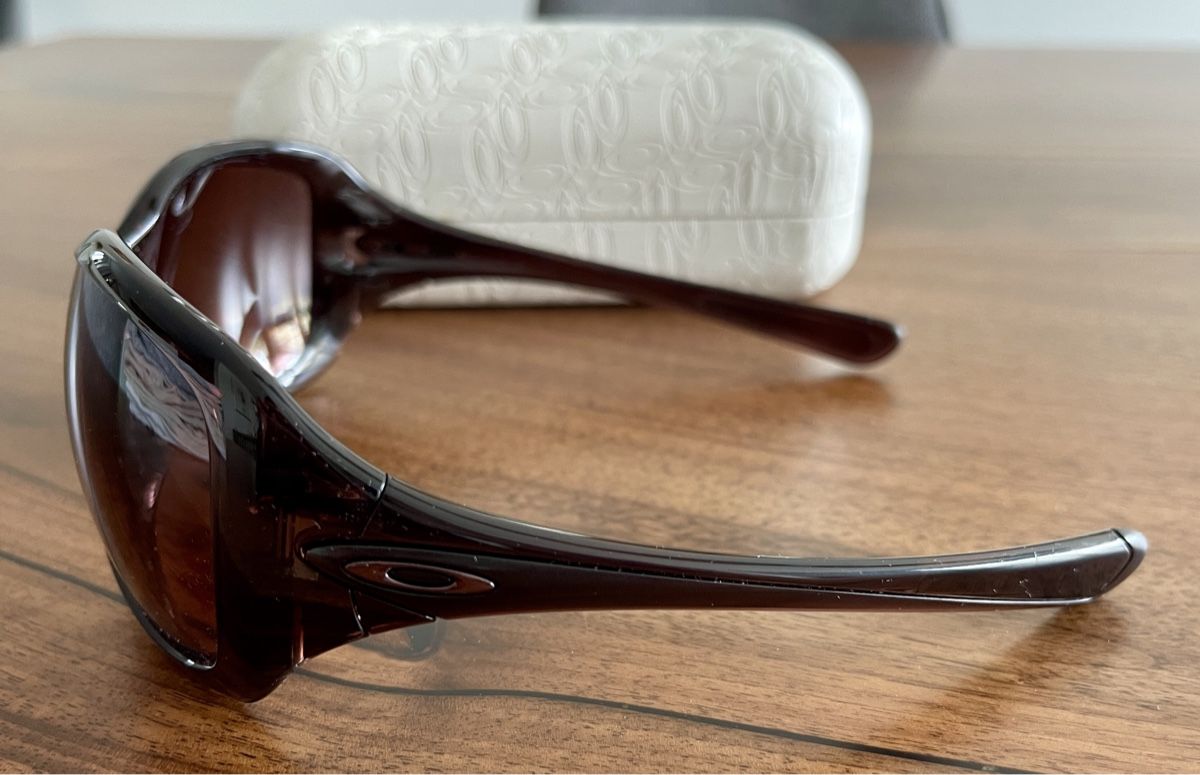 Oakley Occhiali & Lenti: OAKLEY Sonnenbrille, neuwertig – Nuovo (secondo la descrizione) da Engelburg venduto da Annis_Crew 2