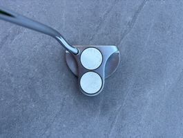 Odyssey Divine 2-Ball Putter für Damen