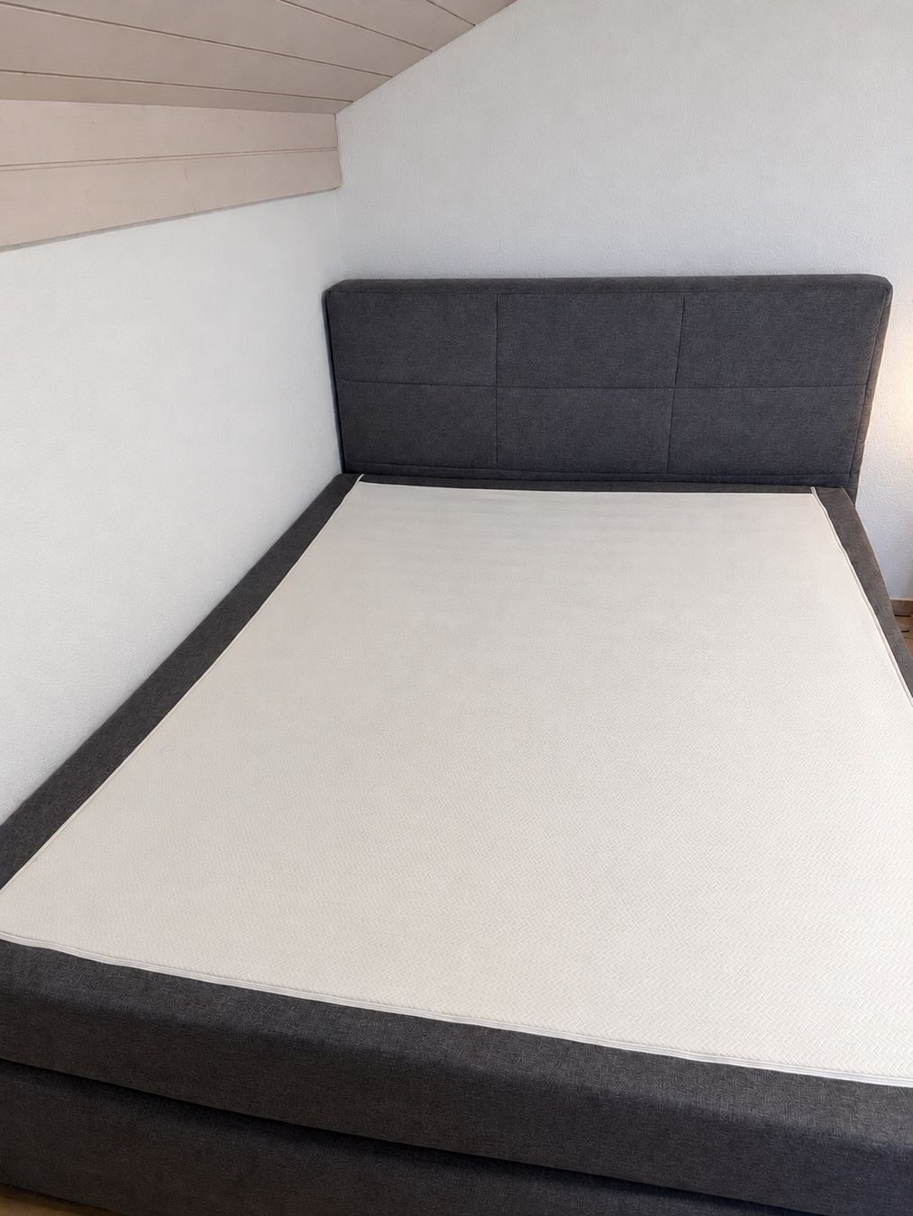 Letti: Boxspringbett 160x200 mit Topper – Usato da Höfen b. Thun venduto da minx_26 1
