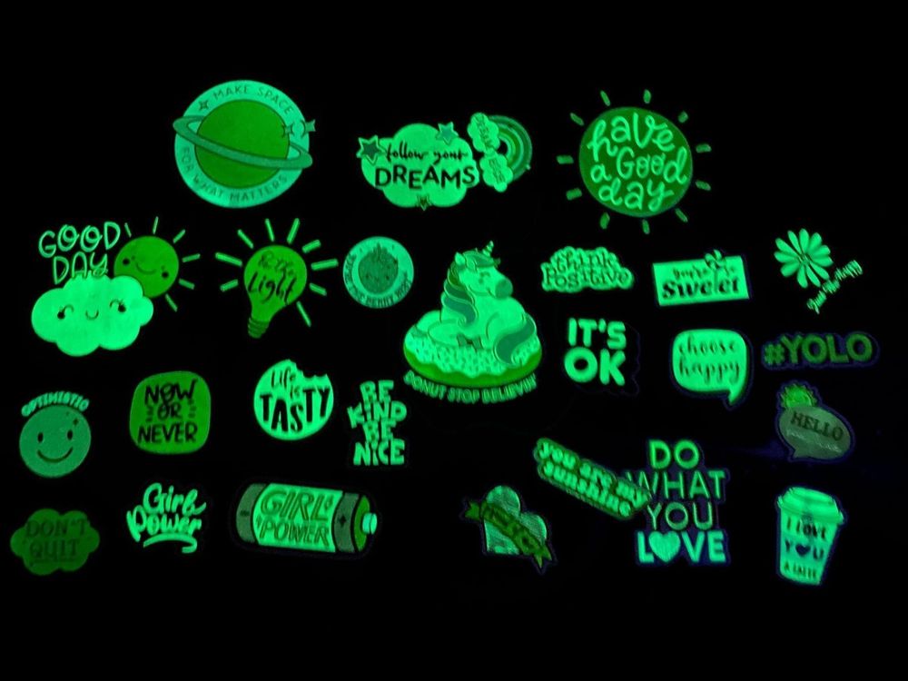 Glow in the Dark Stickers I 25 Stk. I Wasserdicht (Neu und ...