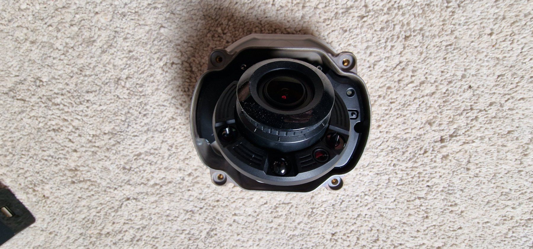 Axis Webcam: Axis P3224-LV Mk II security Kamera – Usato da Gerlafingen venduto da diotech 1