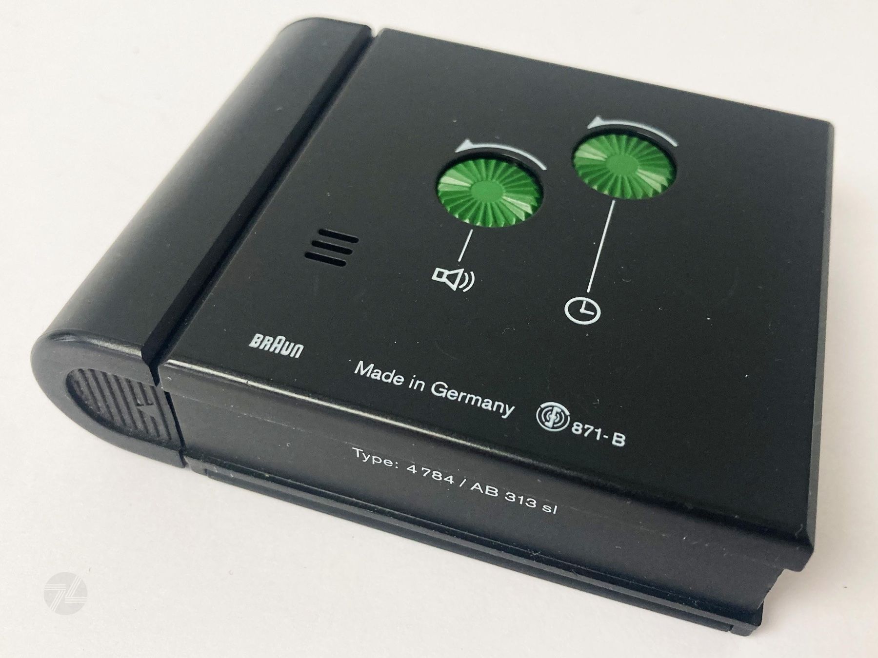 Braun Sveglie: Braun Reisewecker Wecker 4784/AB313sl – Usato da Wetzikon ZH venduto da cyan74 4