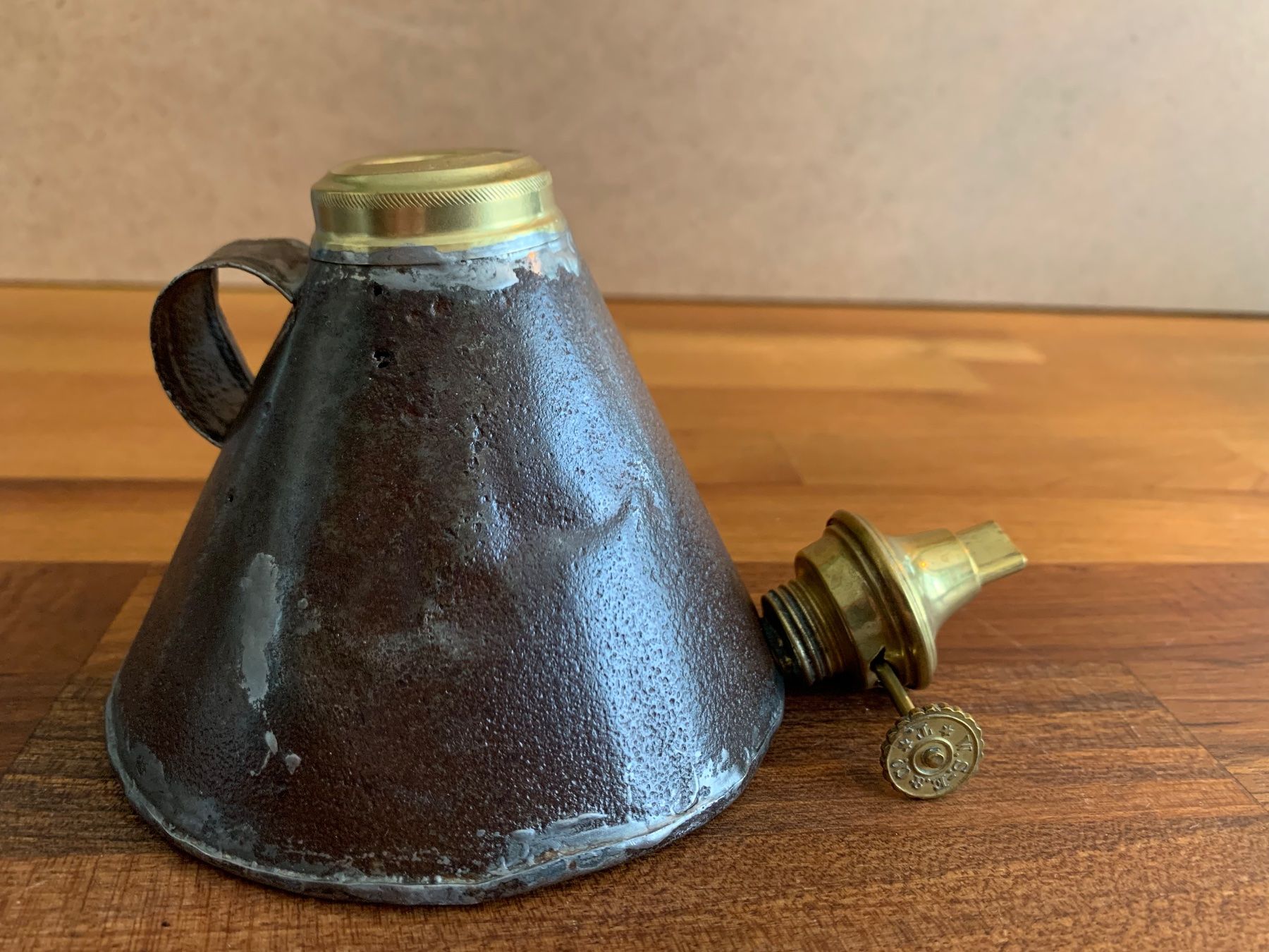 Lampade: 2 Öllampen und 1 Petrollampe – Usato da Winterthur venduto da sommer_2019 2
