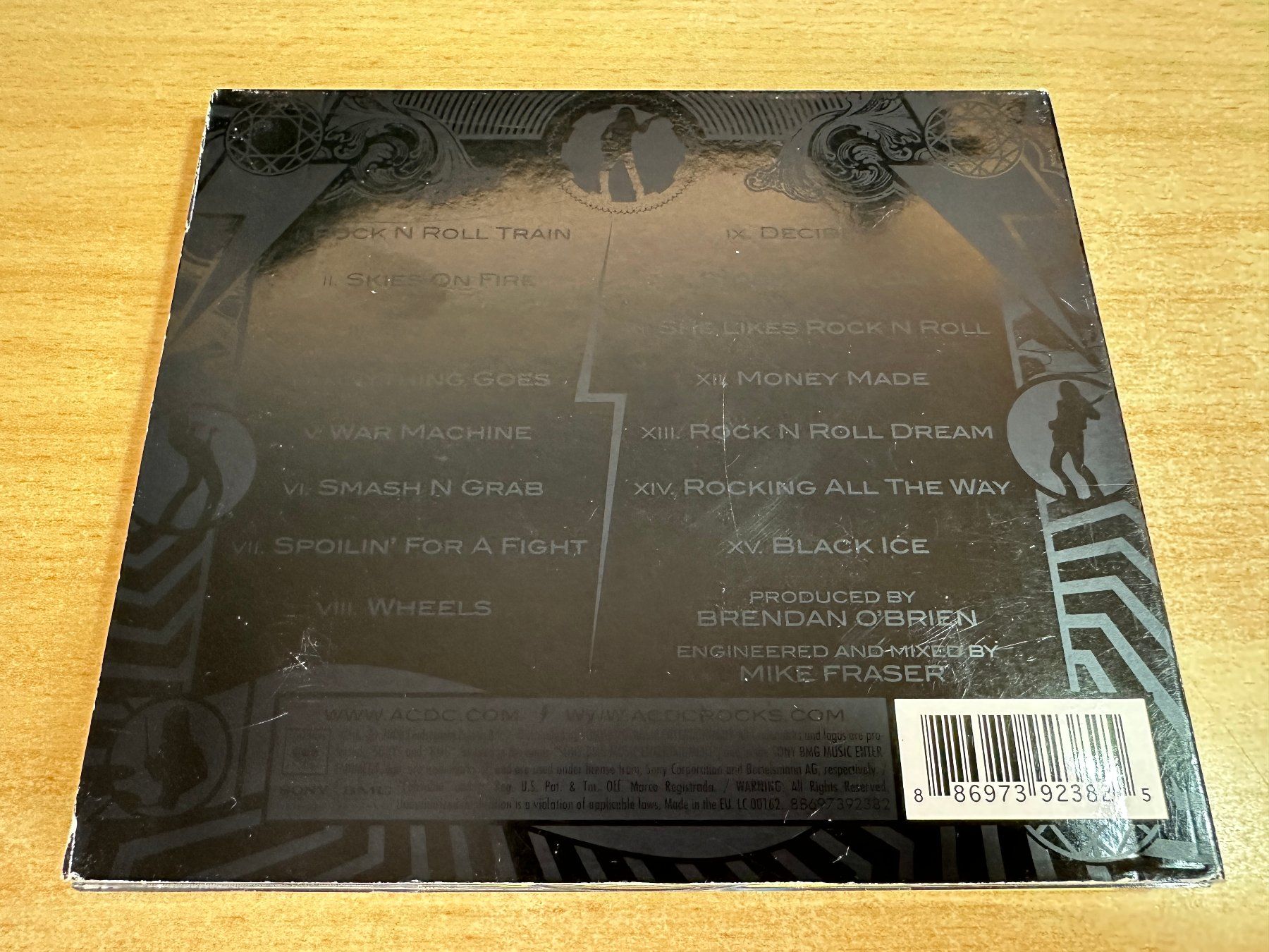 CD: K0 AC/DC – Black Ice – Usato da Rikon im Tösstal venduto da Alpenmutz 1