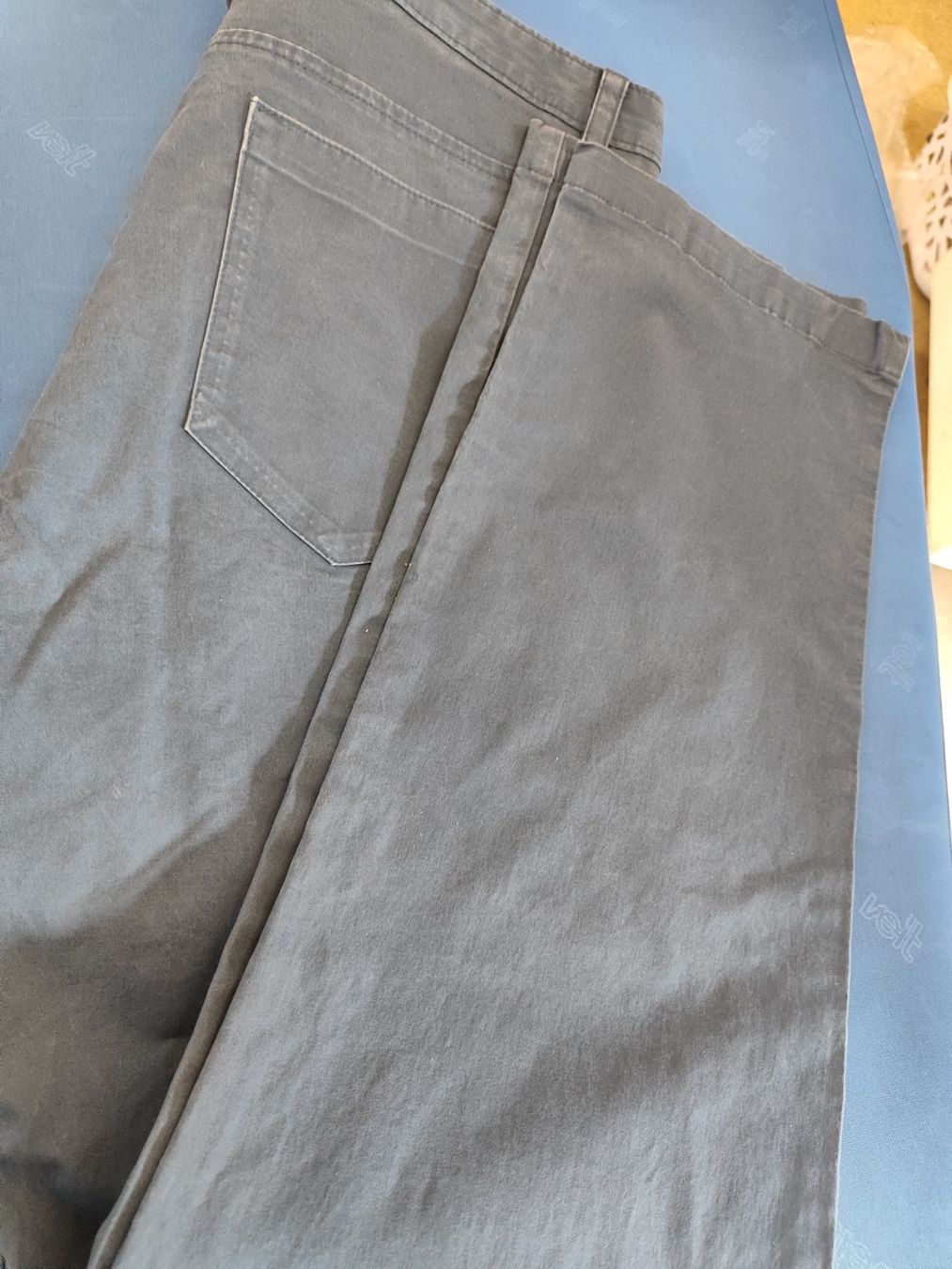 Calvin Klein Pantaloni: Herren Hose CK GR 34/32 – Usato da Langnau am Albis venduto da Judithsebi 5