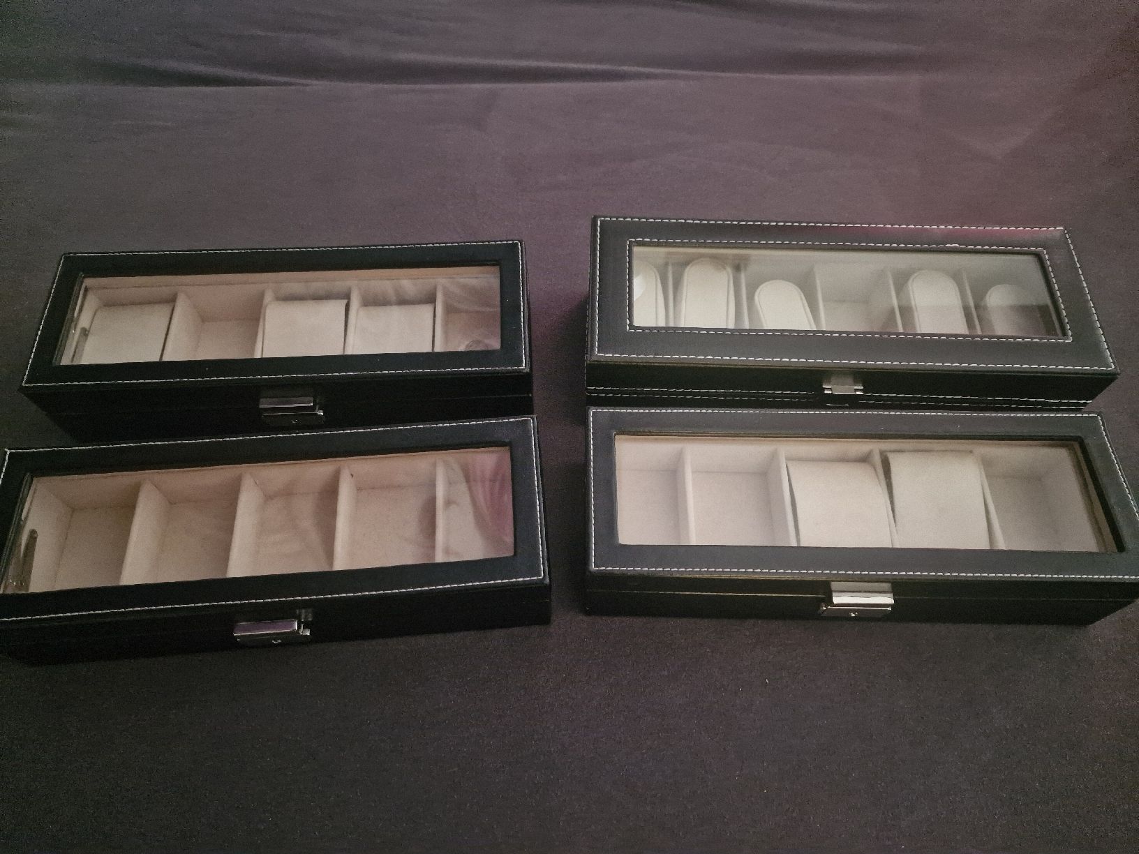 Scatole porta orologi: Uhrenboxen 4er Set – Usato da Aeugstertal venduto da Salentino_Fuso