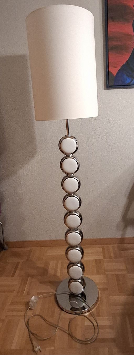 Lampes: Stehlampe Chrom weiss – D'occasion à Winterthur par DanielaB07