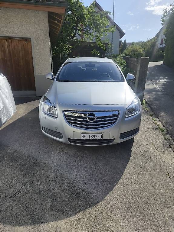 Automobili: Opel Insignia 2.0 Turbo – Usato da Jegenstorf venduto da adnanzuka