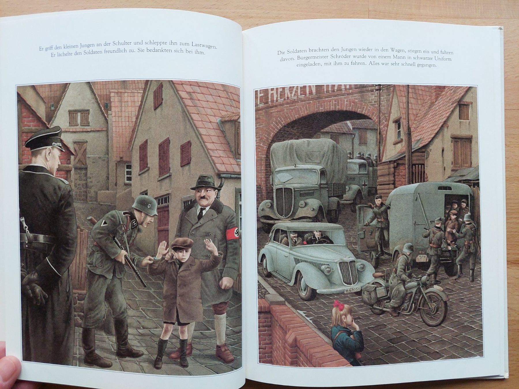 Libri: Rosa Weiss - Roberto Innocenti – Usato da Obfelden venduto da Foto_Bild_Kunst_Buch 4