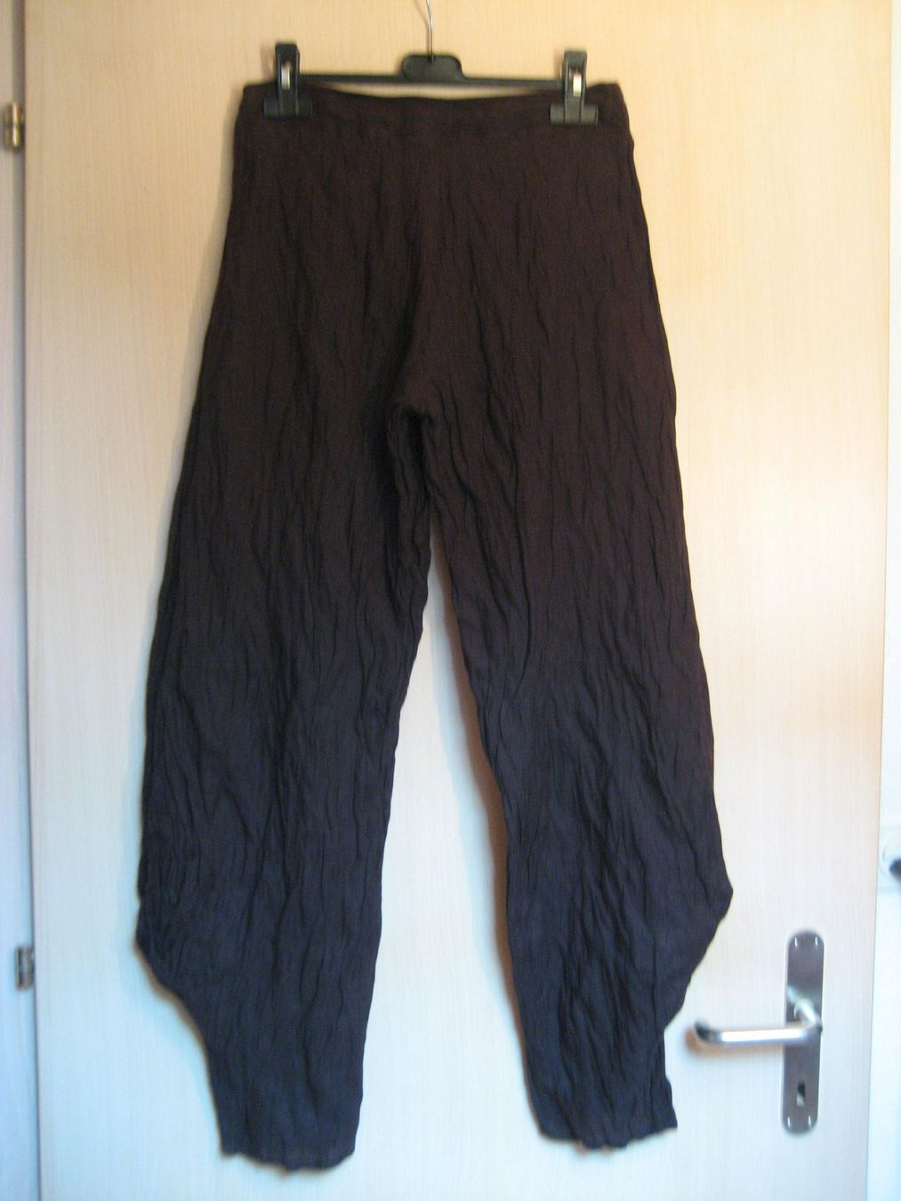 Sarah Pacini Hosen: Pantalon lin taille 36 Sarah Pacini – Neu (gemäss Beschreibung) aus Delémont von marryb