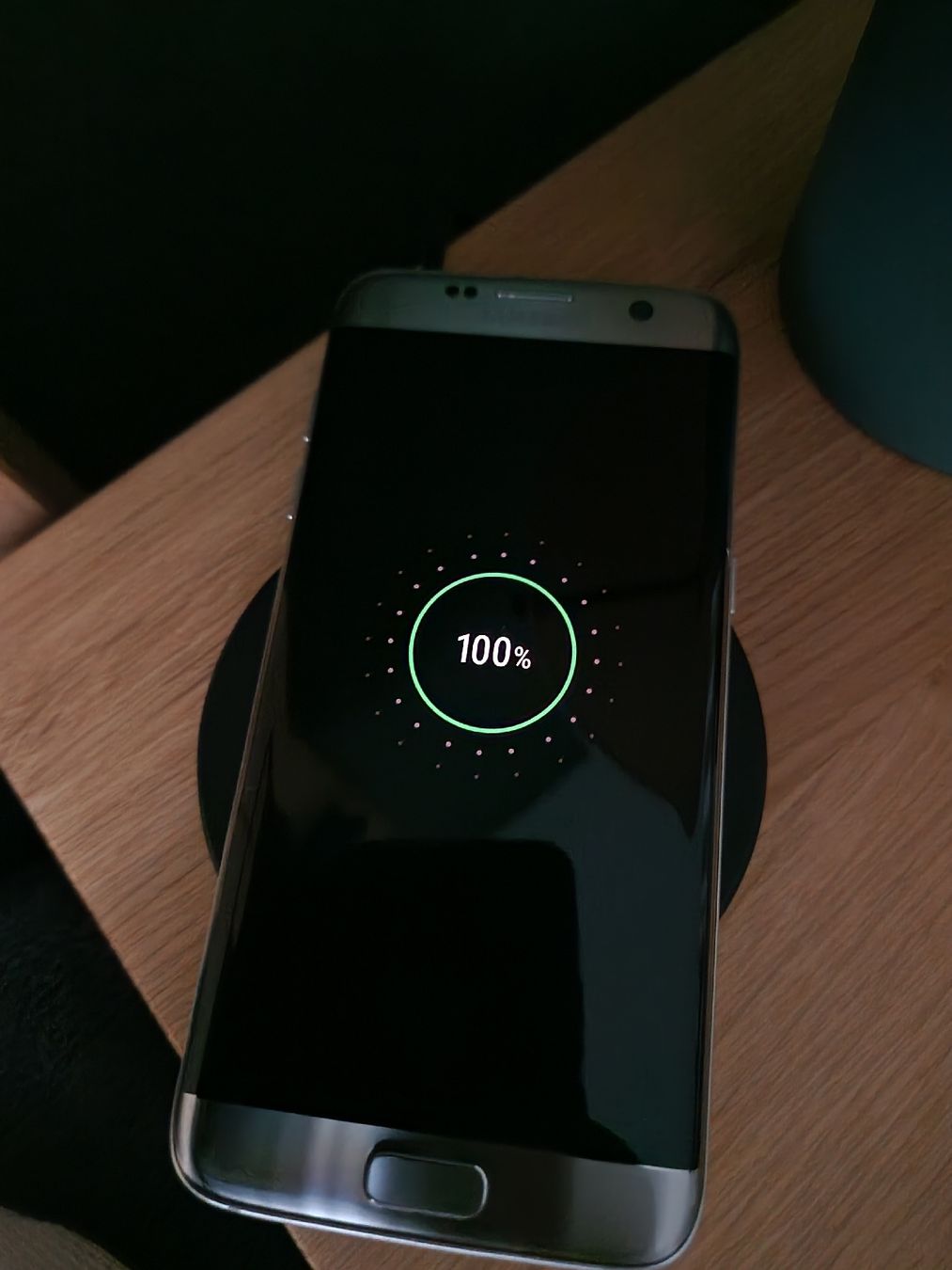 Samsung Telefoni cellulari / Smartphones: Samsung Galaxy S7 Edge - Top Zustand – Nuovo (secondo la descrizione) da Rothenburg venduto da pau_2vnd 1