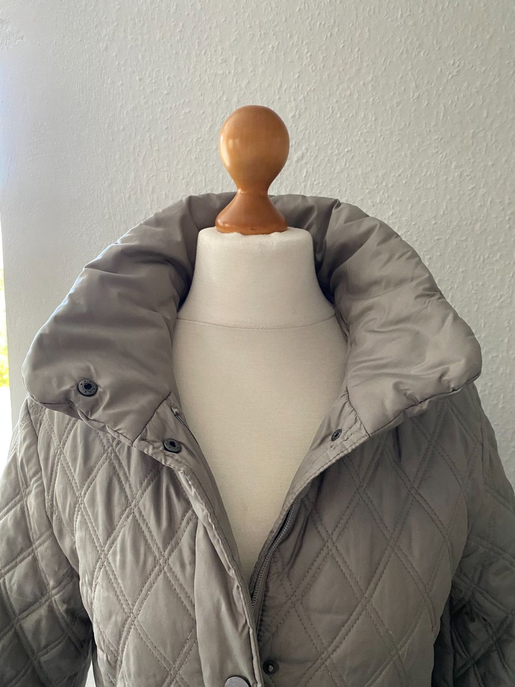 Kleiderpakete: klassische Steppjacke, Gr. 38 – Gebraucht aus Stetten SH von jani-design 1
